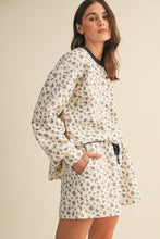 Load image into Gallery viewer, AnnieWear Quilted Floral Print Set in Cream/Navy