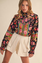 Load image into Gallery viewer, &merci Exclusive Floral Print Top in Black Multi Floral