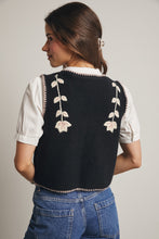 Load image into Gallery viewer, Forte Knit Floral Front Tie Vest in Black