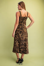 Load image into Gallery viewer, GiGio Leopard Print Front Zip Midi Dress in Camel
