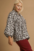 Load image into Gallery viewer, Umgee Leopard Print Boho Top in Black