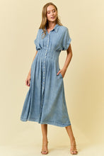 Load image into Gallery viewer, Doe & Rae Waist-Defining Pleated Midi Dress in Denim