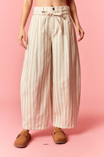 Load image into Gallery viewer, Peach Love Multi Stripe Twill Denim Belt Strap Barrel Jeans in Light Taupe