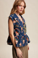 Load image into Gallery viewer, Listicle Floral Peplum Tie-Front Top in Navy