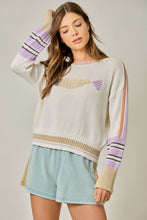 Load image into Gallery viewer, Mystree Color Block Sweater with Fish Design in Off White Mix