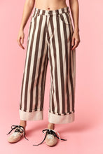 Load image into Gallery viewer, Peach Love Stripe Printed Rolled Cuff Barrel Jeans in Brown