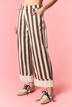 Load image into Gallery viewer, Peach Love Stripe Printed Rolled Cuff Barrel Jeans in Brown