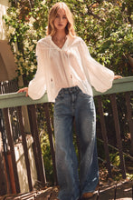 Load image into Gallery viewer, Oddi Crinkled Peasant Top in White