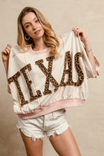 Load image into Gallery viewer, BiBi OVERSIZED Top with Leopard Print Letter Patchwork TEXAS in Oatmeal/D.Rose