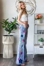 Load image into Gallery viewer, Oli & Hali Embroidered Flower Jeans in Denim/Pink Combo