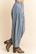 Load image into Gallery viewer, Davi & Dani Striped Barrel Pants in Light Denim Stripe