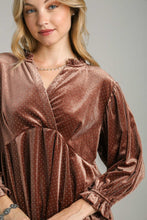 Load image into Gallery viewer, Umgee Beaded Velvet Tunic Top in Brown