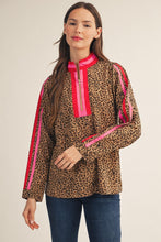 Load image into Gallery viewer, Jodifl Contrast Accent Front Zip Up Leopard Top in Red/Pink