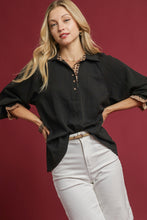 Load image into Gallery viewer, Umgee Textured Top with Contrasting Trim in Black