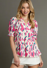 Load image into Gallery viewer, Umgee Multi Color Leopard Print Top in Cream