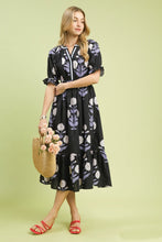 Load image into Gallery viewer, Umgee Bold Floral Print Midi Dress in Black/Blue