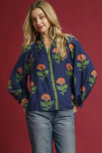 Load image into Gallery viewer, Umgee Floral Print Top in Navy Mix