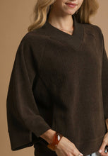 Load image into Gallery viewer, Umgee Solid Color Textured Knit Top in Chocolate