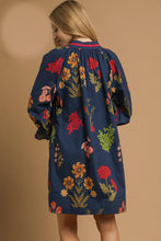 Load image into Gallery viewer, Umgee Floral Print Shift Mini Dress in Midnight Mix