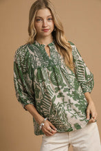 Load image into Gallery viewer, Umgee Mixed Abstract Print Top in Green Mix
