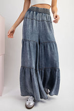 Load image into Gallery viewer, ee:some Snow Washed Tiered Wide Leg Pants in Denim