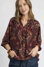 Load image into Gallery viewer, Umgee Floral Damask Print Top in Wine Mix
