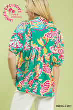 Load image into Gallery viewer, Umgee Paisley Print Top in Emerald Mix