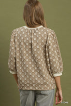 Load image into Gallery viewer, Umgee Floral Quilted Puff Sleeve Top in Stone