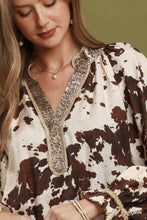 Load image into Gallery viewer, Umgee Cowhide Print Contrast Trim Blouse in Brown