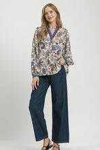 Load image into Gallery viewer, Umgee Floral Contrast Trim Long Sleeve Top in Denim Mix
