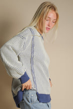 Load image into Gallery viewer, Very J OVERSIZED Waffle Knit Top in Navy