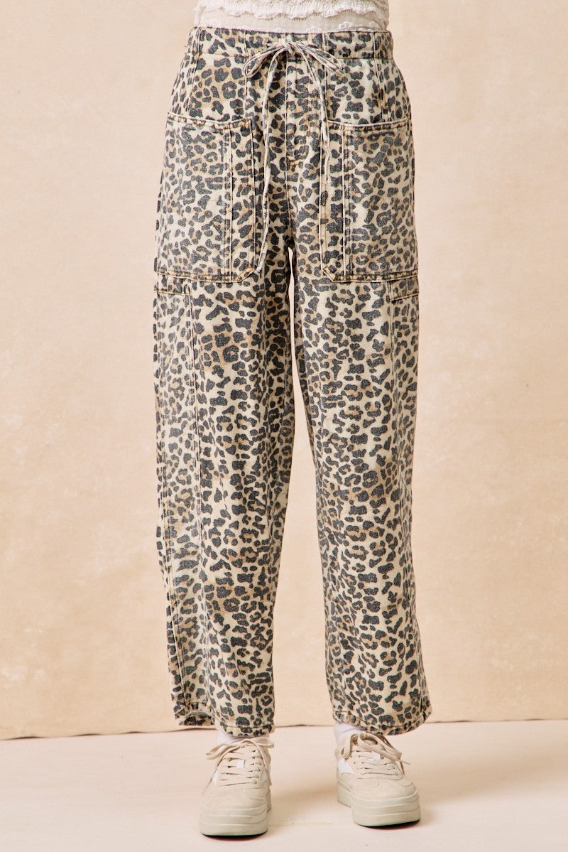 BiBi Leopard Print Barrel Leg Pants in Leopard – June Adel