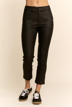 Load image into Gallery viewer, Davi & Dani Fitted Cropped Length Pants in Black