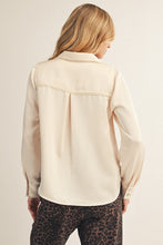 Load image into Gallery viewer, Jodifl Scallop Trim Detail Button Down Satin Top in Champagne