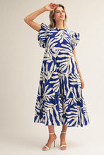 Load image into Gallery viewer, Jodifl Tropical Palm Print Tiered Midi Dress in Royal