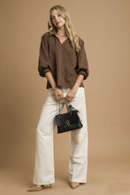 Load image into Gallery viewer, Umgee Solid Color Textured Top in Brown