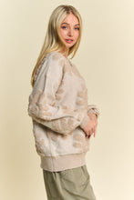Load image into Gallery viewer, Davi & Dani Textured Floral Print Sweater in Beige