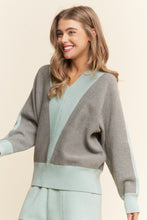 Load image into Gallery viewer, J.nna 2 Piece Knit Sweater Set with Ribbed Details in Light Grey Mint