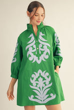 Load image into Gallery viewer, Jodifl Baroque Floral Applique Shift Dress in Kelly Green