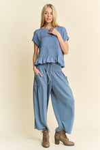 Load image into Gallery viewer, Davi & Dani Solid Color Top and Pants Set in Indigo Blue