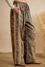 Load image into Gallery viewer, BiBi Washed Floral Denim Side Lace Trim Pants in Washed Denim