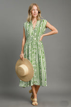 Load image into Gallery viewer, Umgee Mixed Print Sleeveless Midi Dress in Green