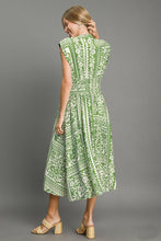 Load image into Gallery viewer, Umgee Mixed Print Sleeveless Midi Dress in Green