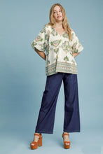 Load image into Gallery viewer, Umgee Printed and Contrasting Border Print Top in Light Olive