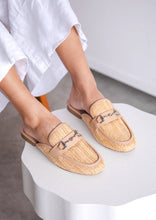 Load image into Gallery viewer, MIA 1976 "DESZ" Mule Slides in Natural