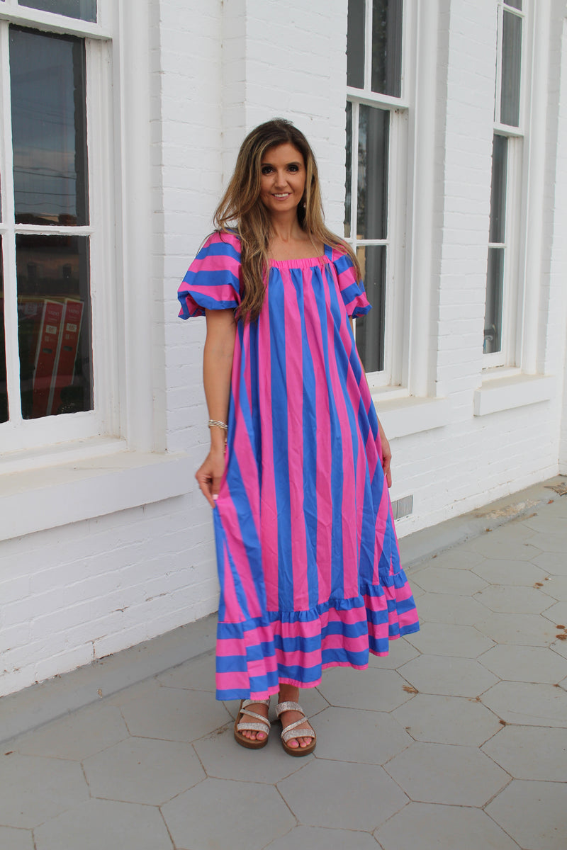 Peach Love Contrasting Bold Stripe Maxi Dress in Royal/Pink S Peach Love Contrasting Bold Stripe Maxi Dress in Royal/Pink S