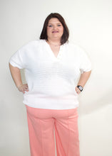 Load image into Gallery viewer, STITCH & Co. Lightweight Knit Sweater in Off White