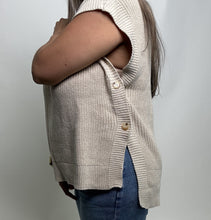 Load image into Gallery viewer, Wishlist OVERSIZED Sweater Vest in Champagne