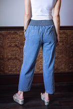 Load image into Gallery viewer, FATE Smocked Waistband Barrell Pants in Denim