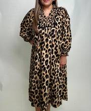 Load image into Gallery viewer, Umgee Leopard Print Midi Dress in Brown